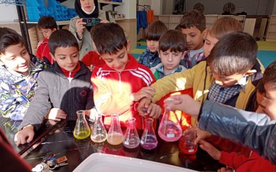 دانشآموزان مدرسه رفیعی در خانه دانش (بخش نخست)