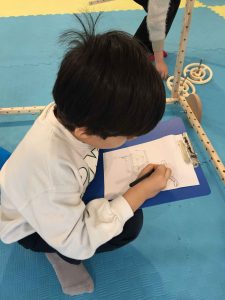 خانه دانش بنیاد ثبوتی - سازه‌بازی - سازه چوبی - دست سازه - جرثقیل بندر - زنجان