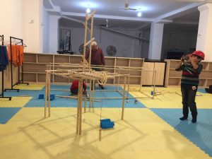 سازه‌بازی-خانه دانش-بنیاد ثبوتی-زنجان-سازه‌های چوبی-سکوی نفتی دریایی-پیچ و مهره-ساختنی