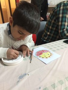 خانه دانش بنیاد ثبوتی - زنجان - رویداد بشقاب یلدا - سرامیک - سفال - نقاشی - رنگ استین - دبستان - پاییز - یلدا - 1404