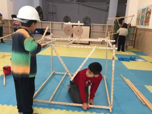 سازه‌بازی خانه دانش بنیاد ثبوتی - زنجان - سازه چوبی - دانش‌آموزان