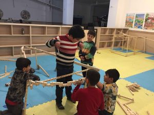 سازه‌بازی خانه دانش بنیاد ثبوتی - زنجان - سازه چوبی - دانش‌آموزان